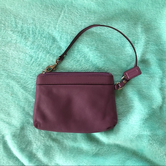 Coach wristlet - Picture 2 of 3
